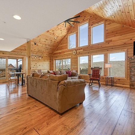 Curb-Free Chalet McHenry Exterior foto