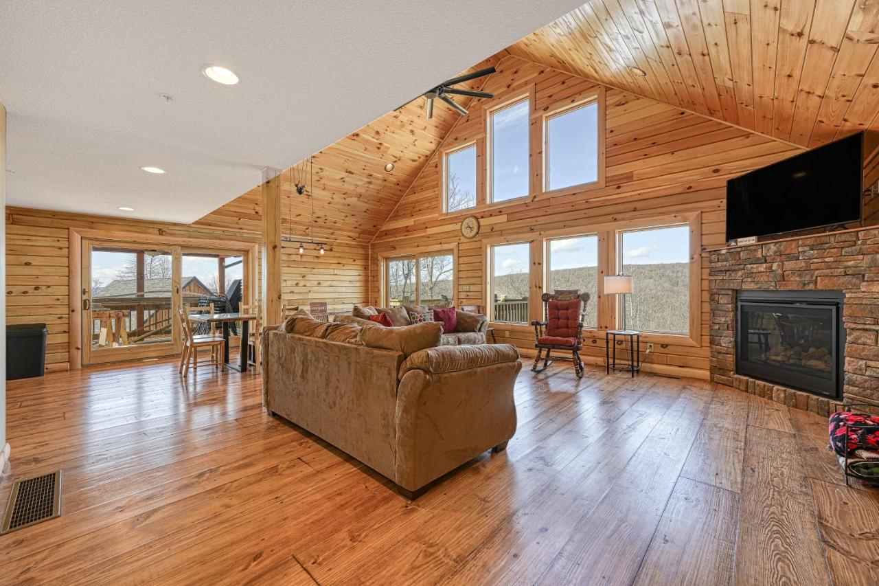 Curb-Free Chalet McHenry Exterior foto
